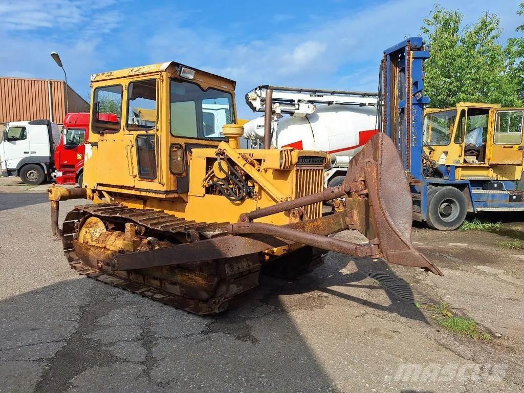 Komatsu D45-1 Bulldozer på larvebånd