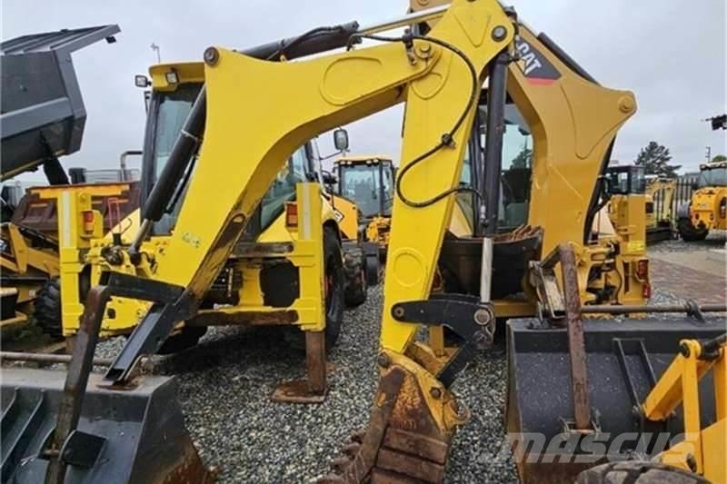 CAT 422E TLB Rendegravere