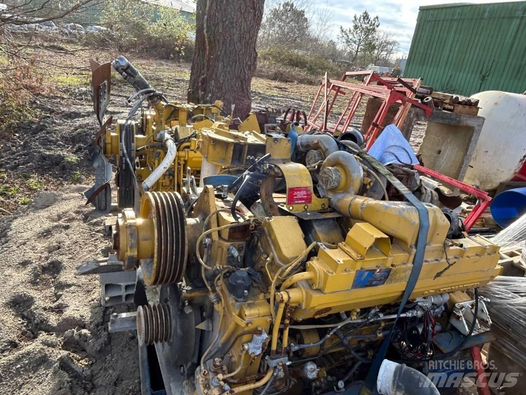 Komatsu SA12V140 Motorer