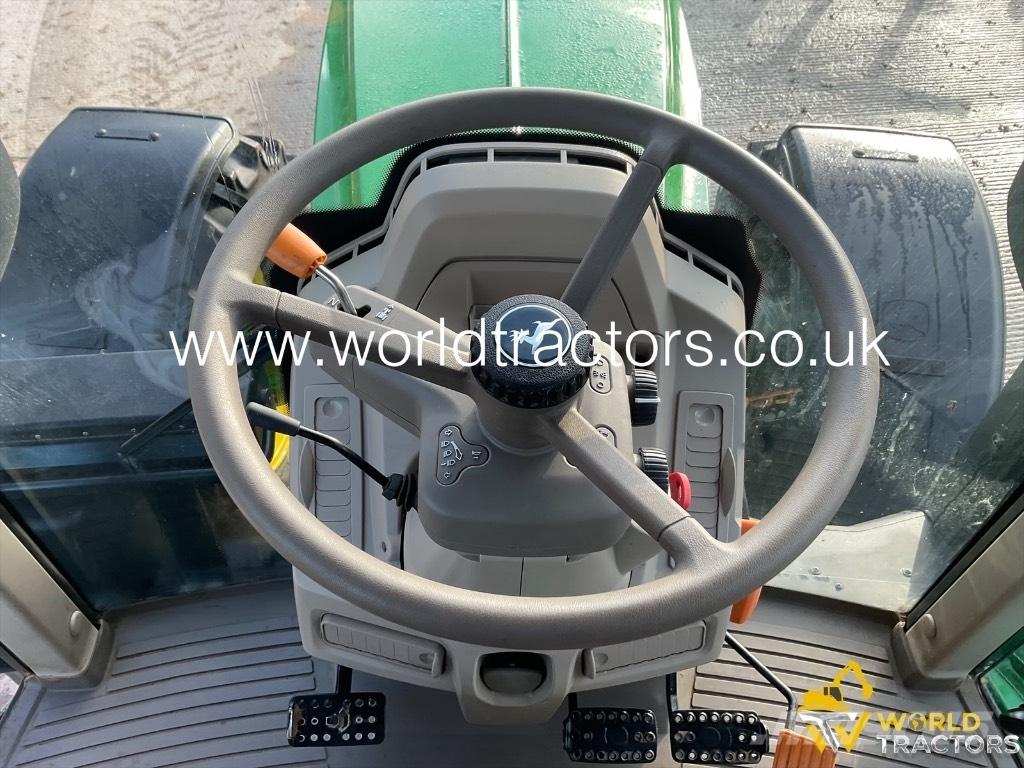 John Deere 6130 M Traktorer