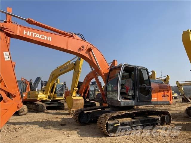 Hitachi ZX210 Gravemaskiner på larvebånd