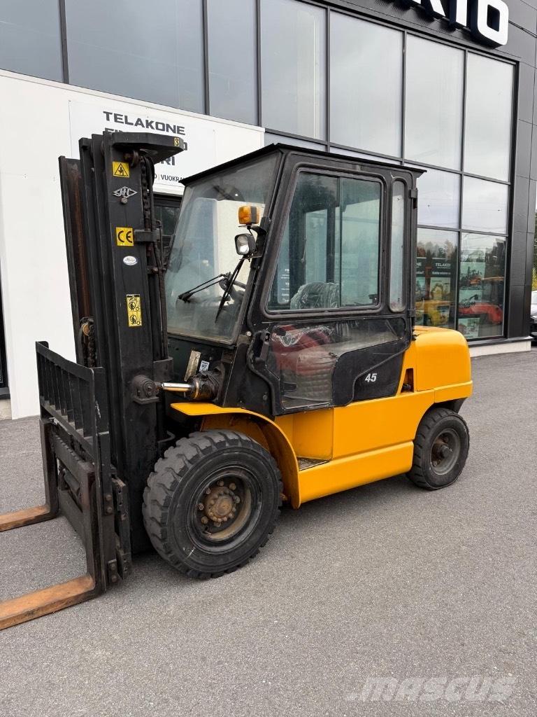 Hangcha CPCD45HW19 Diesel gaffeltrucks
