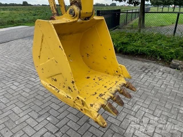 Komatsu PC60-5 Gravemaskiner på larvebånd