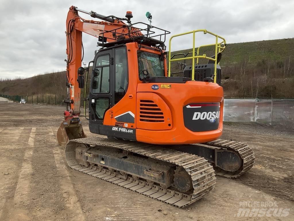 Develon DX140LCR-7 Gravemaskiner på larvebånd