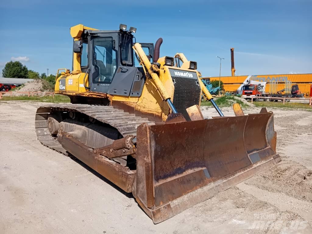 Komatsu D 65 PX-15 Bulldozer på larvebånd