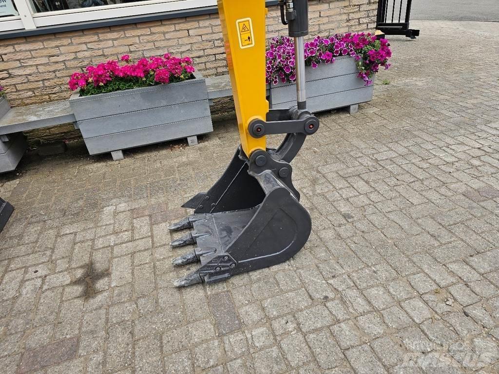 XCMG XE27U Minigravemaskiner