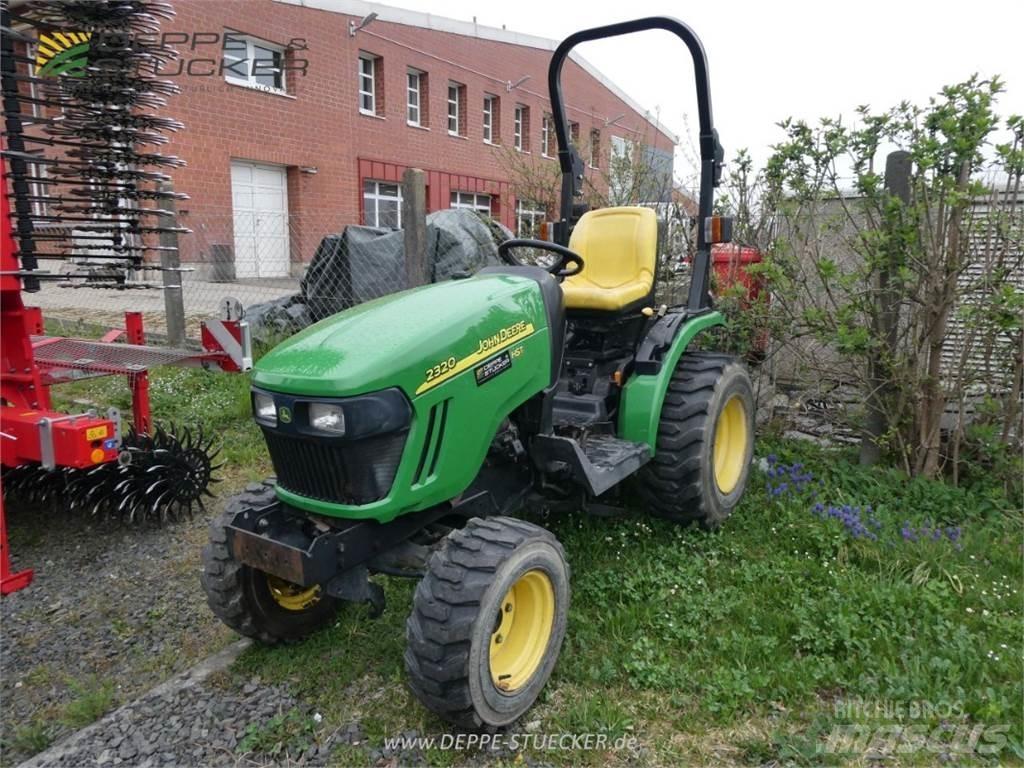 John Deere 2320 Kompakte traktorer