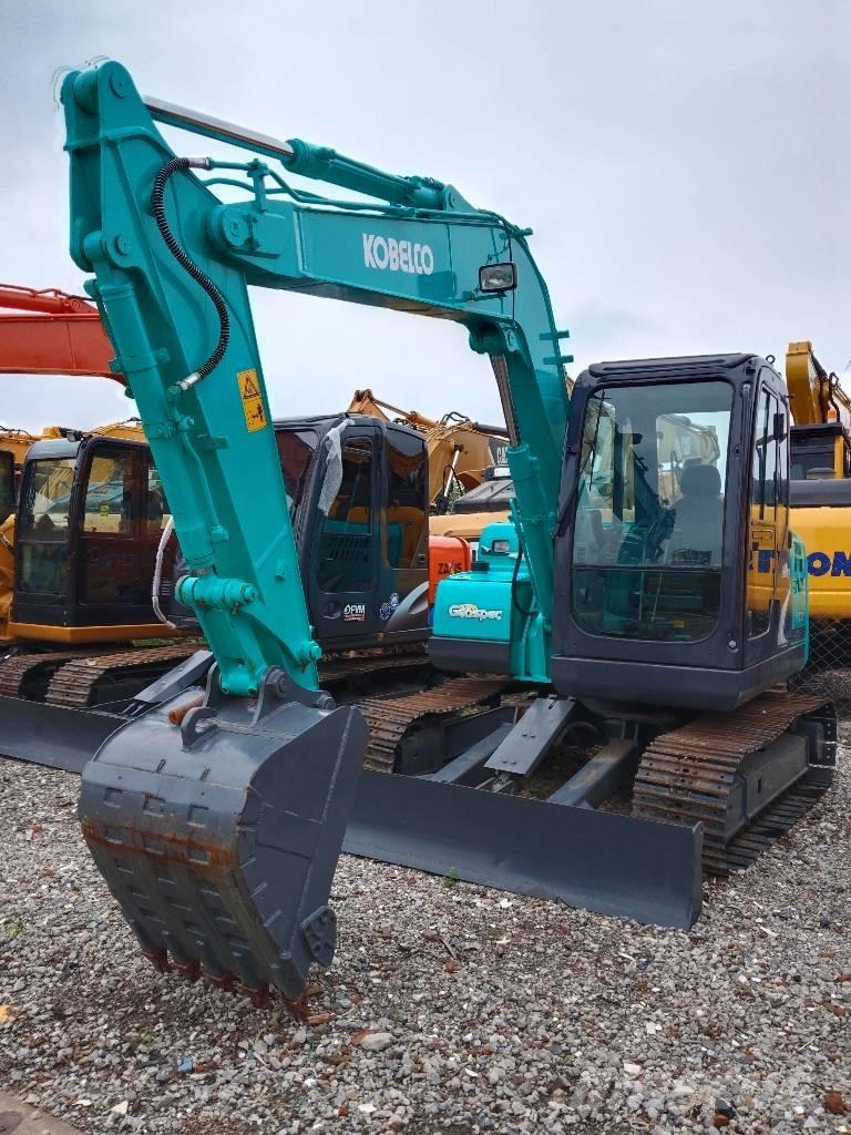 Kobelco SK75 Midi-gravemaskiner 7t - 12t