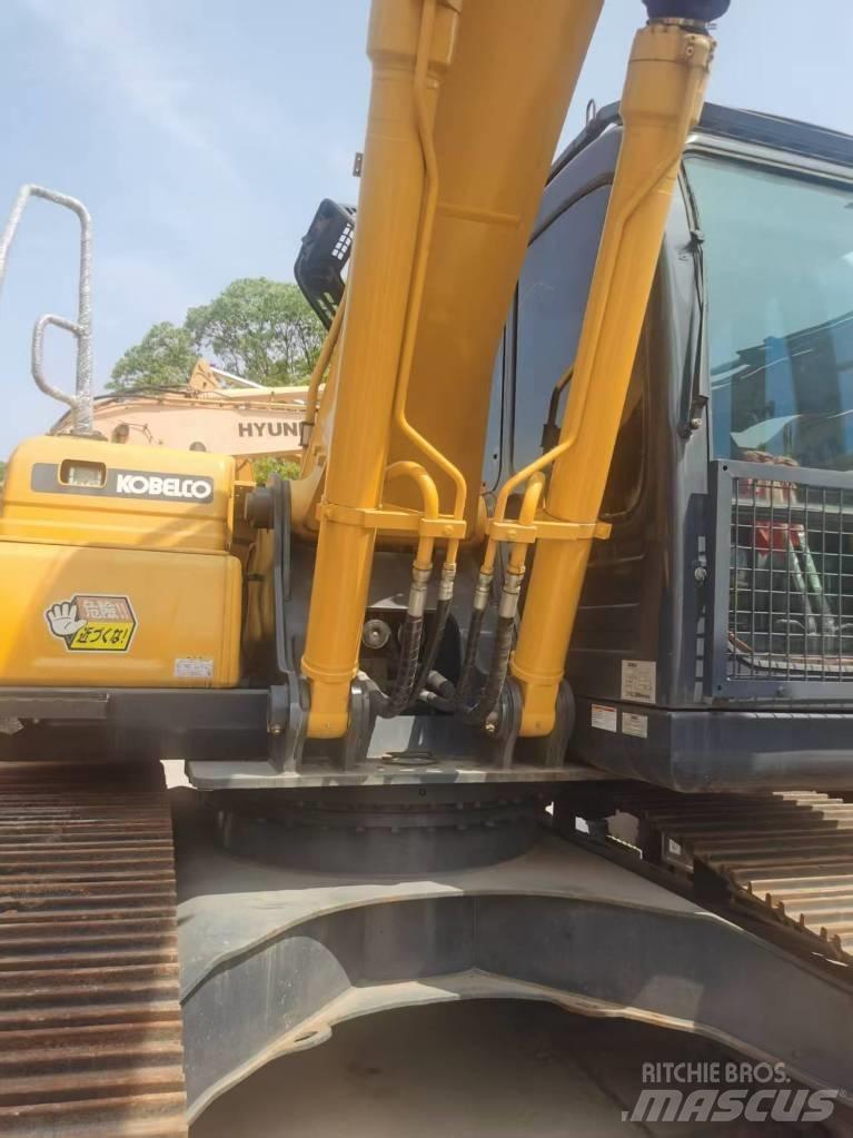 Kobelco SK 200 Gravemaskiner på larvebånd