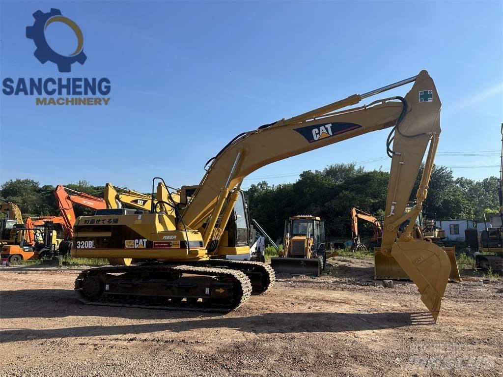 CAT 320 B L Gravemaskiner på larvebånd