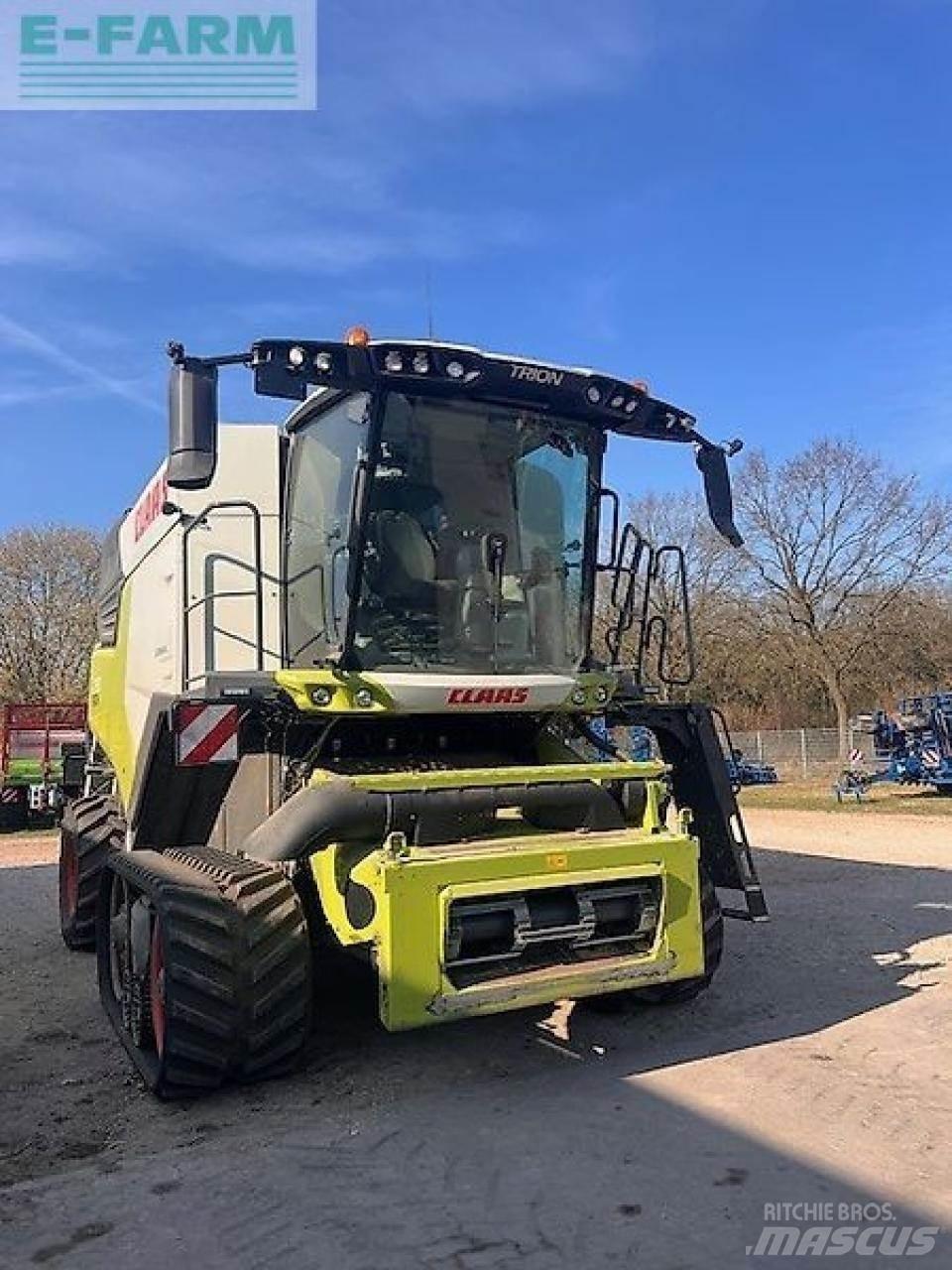 CLAAS trion 730tt Mejetærskere