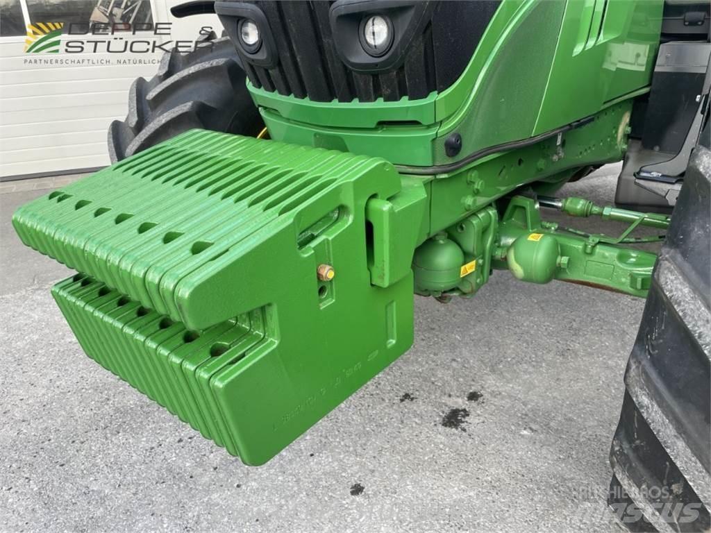 John Deere 6155R Traktorer