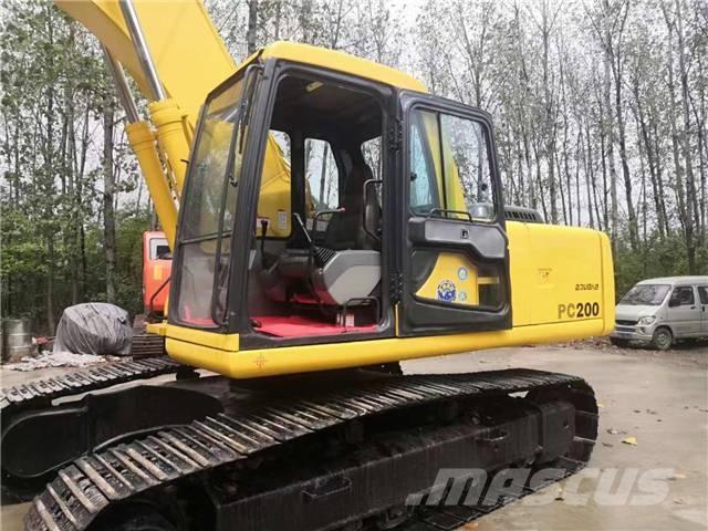 Komatsu pc200-6 Gravemaskiner på larvebånd