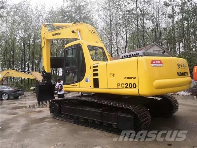 Komatsu pc200-6 Gravemaskiner på larvebånd