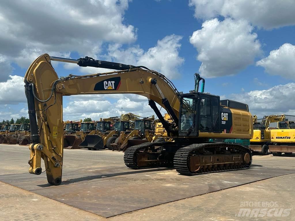 CAT 352F Gravemaskiner på larvebånd