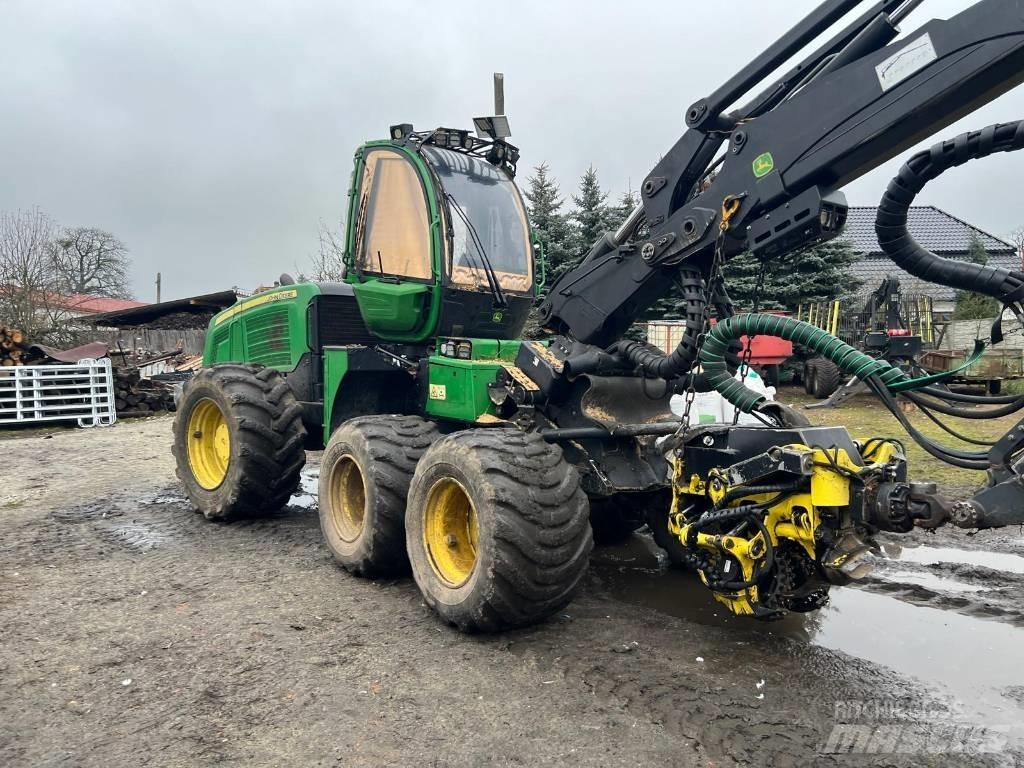 John Deere 1170 E Skovningsmaskiner