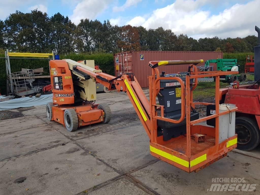 JLG E300 AJP Bomlifte med knækarm