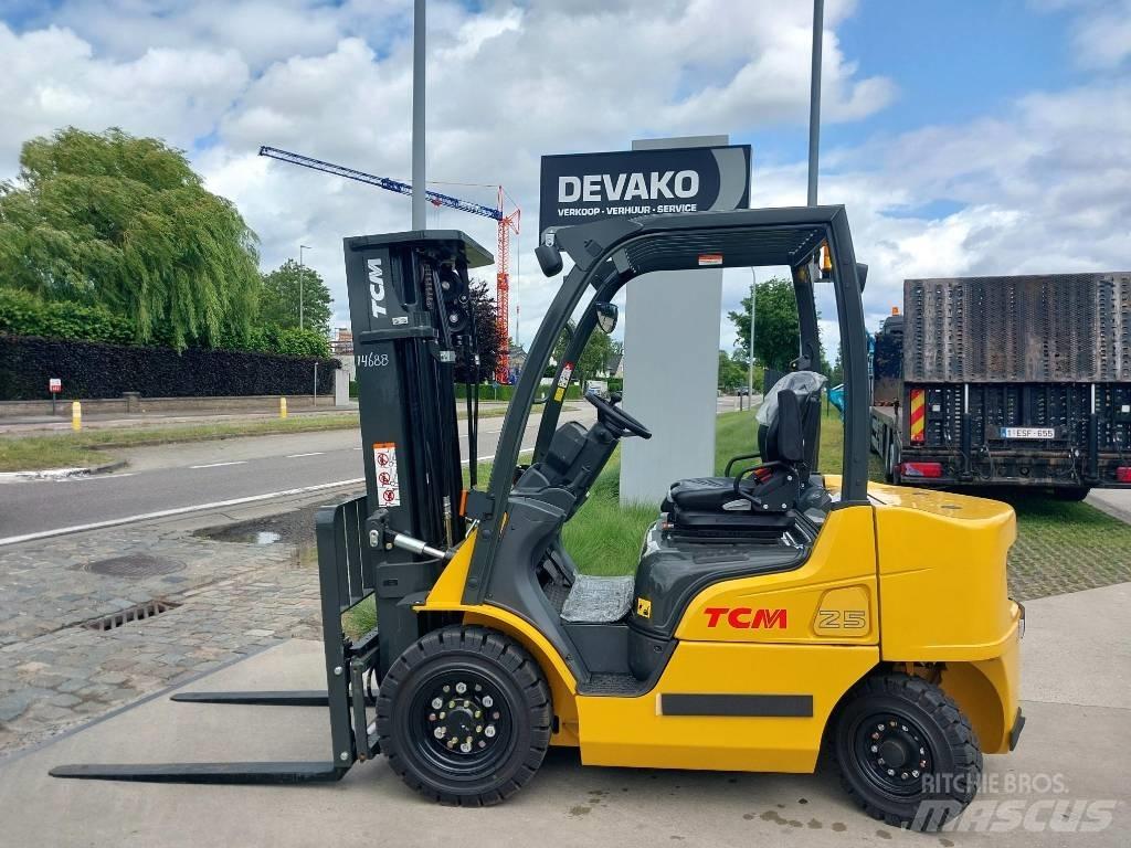 TCM FD25 E2  (*NEW) Diesel gaffeltrucks