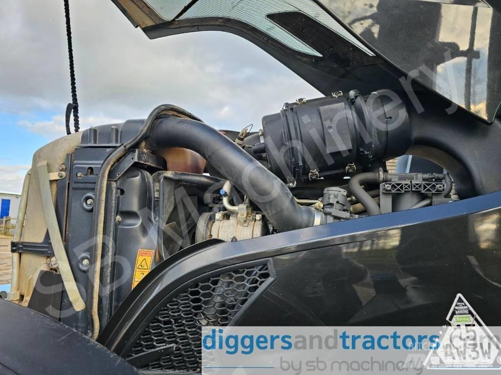 Valtra T 154 Traktorer