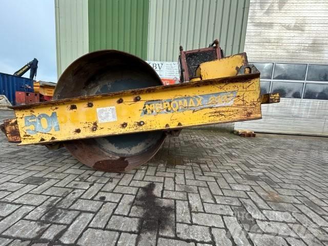 Vibromax 2000 Bugseret vibrationstromle