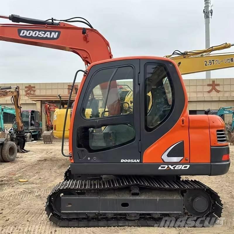 Doosan DX 80 Midi-gravemaskiner 7t - 12t