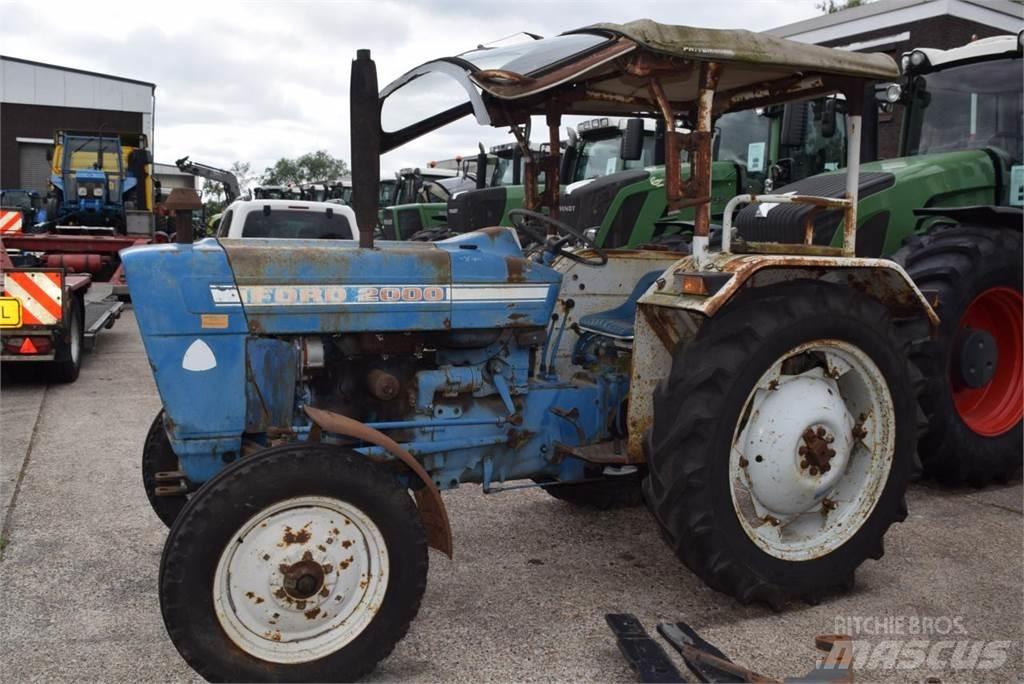 Ford 2000 Traktorer