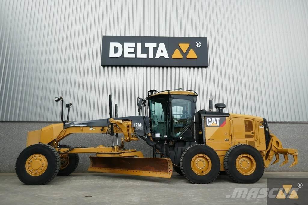 CAT 12M2 AWD Vejhøvle / Gradere