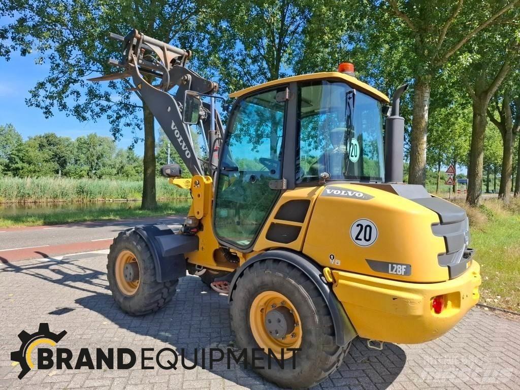 Volvo L28F Læssemaskiner på hjul