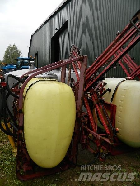 Hardi 800 Trailersprøjter