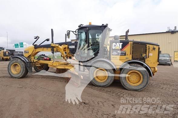 CAT 140M Vejhøvle / Gradere