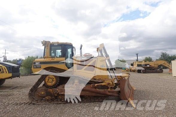 CAT D8T Bulldozer på larvebånd