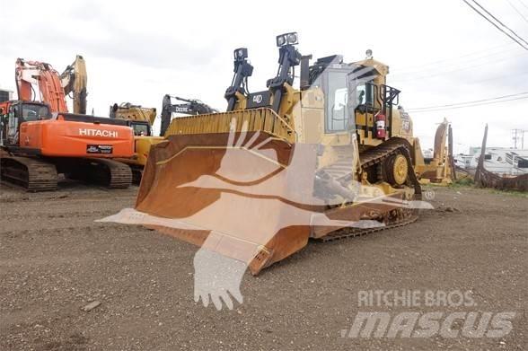 CAT D9 Bulldozer på larvebånd