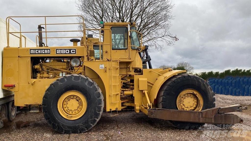 Michigan 280C Bulldozer