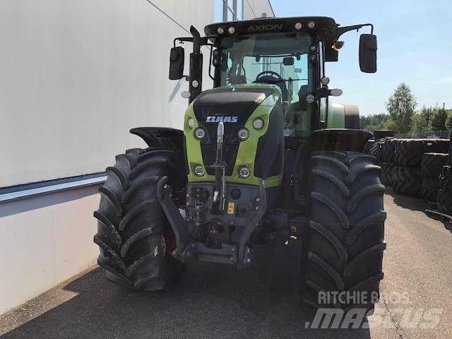 CLAAS AXION 810 Traktorer