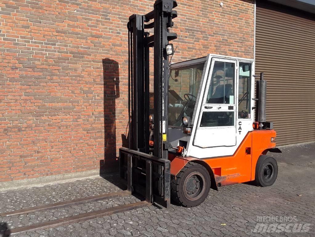 Dantruck 3508 Diesel gaffeltrucks