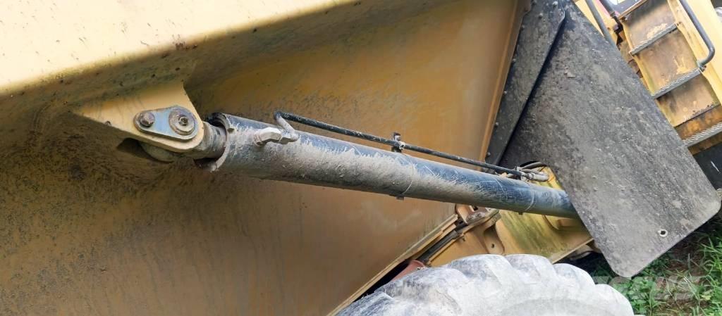 CAT 730 C 2 Terrængående lastbiler