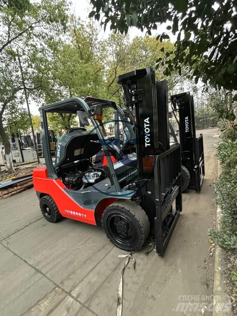 Toyota FDZN 30 Diesel gaffeltrucks