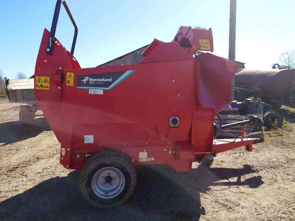 Kverneland 853 Pro Balleskærere og -stablere