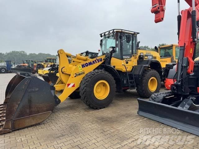 Komatsu WA 320 Læssemaskiner på hjul