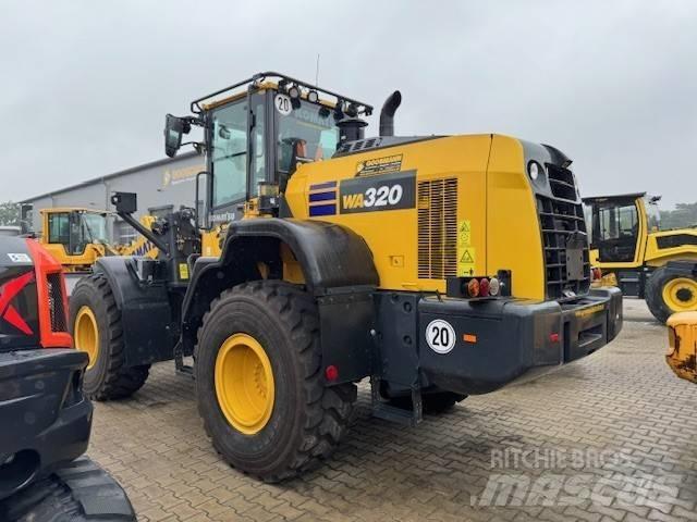 Komatsu WA 320 Læssemaskiner på hjul