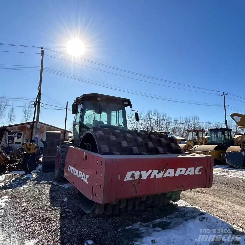 Dynapack CA702 Enkelt tromle