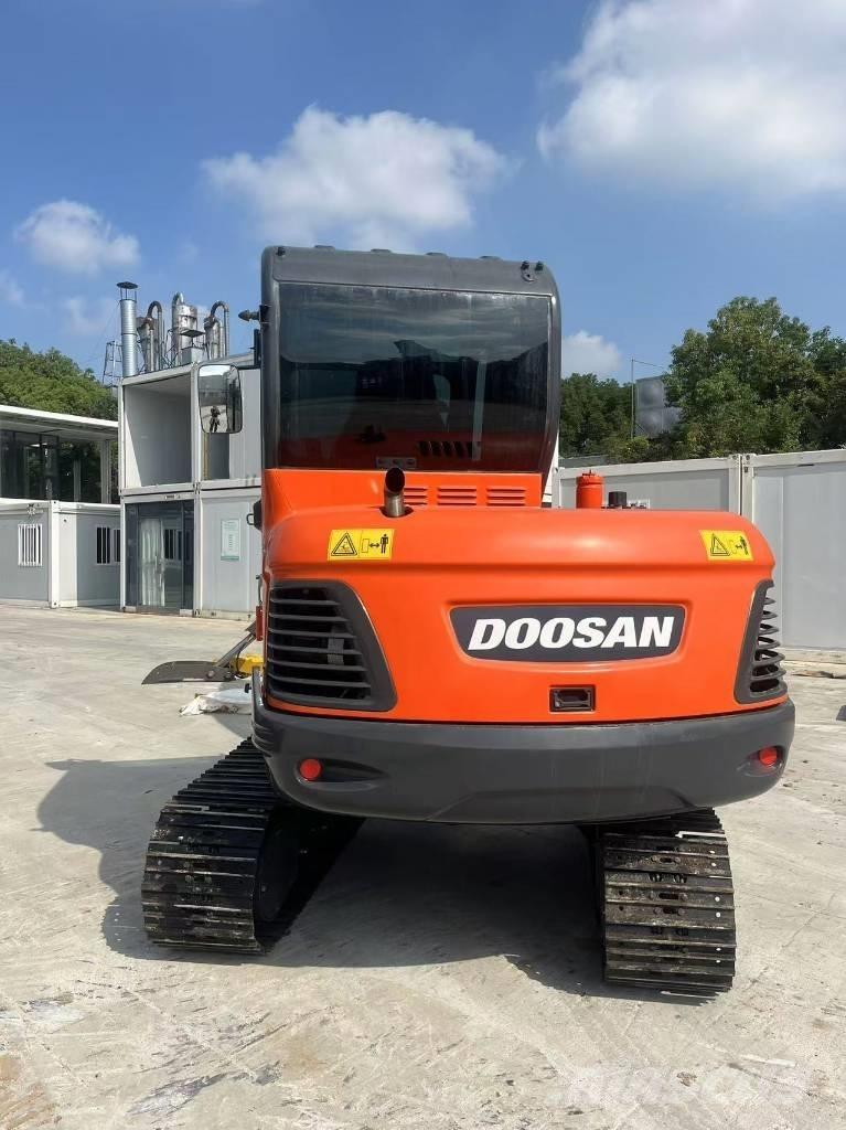 Doosan DX 60-9 C Gravemaskiner på larvebånd