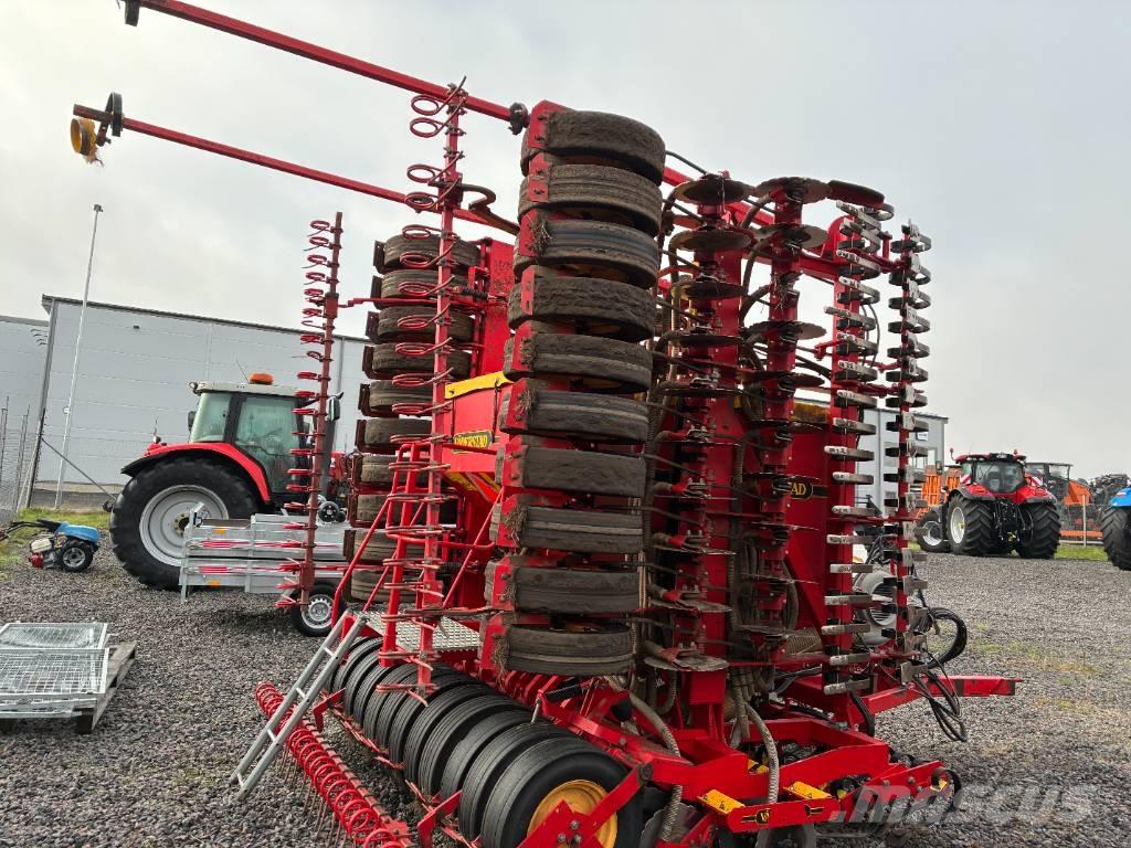 Väderstad Rapid800 Såmaskine