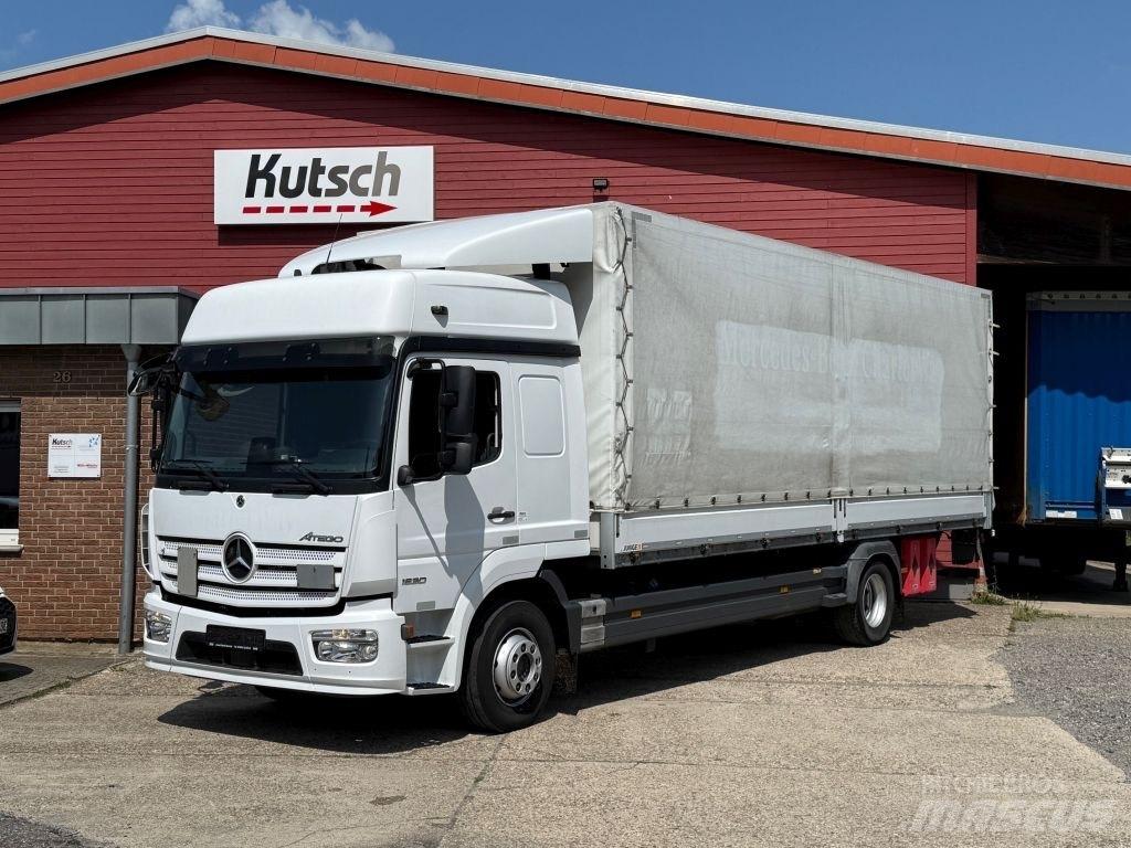 Mercedes-Benz 1530L Lastbil - Gardin