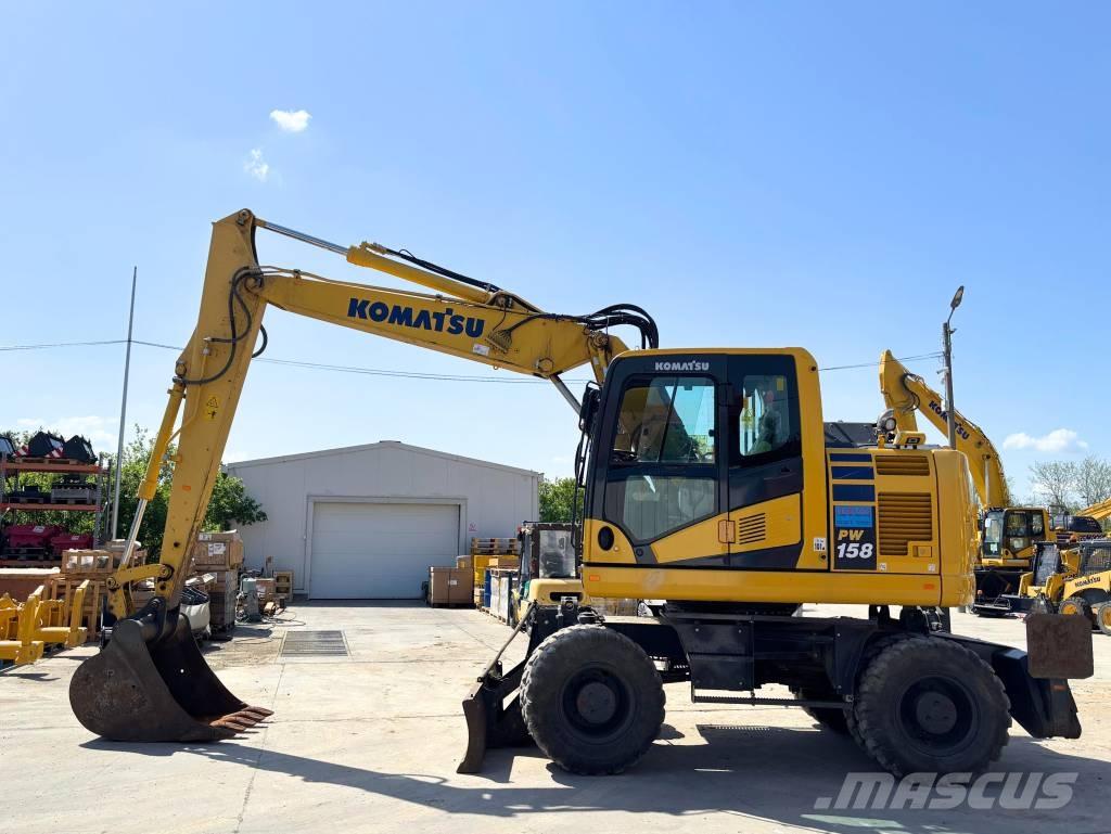 Komatsu PW 158-11 Gravemaskiner på hjul