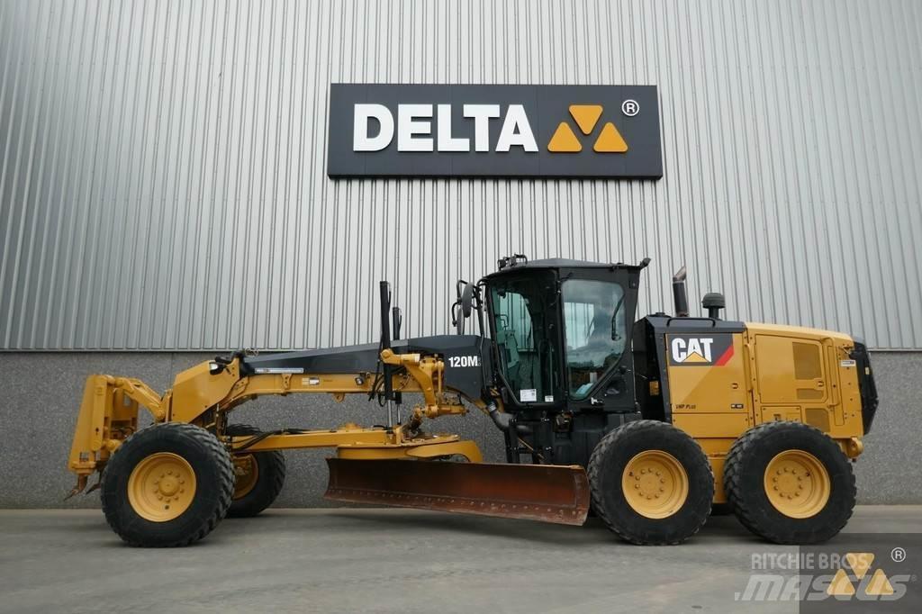 CAT 120M2 Vejhøvle / Gradere