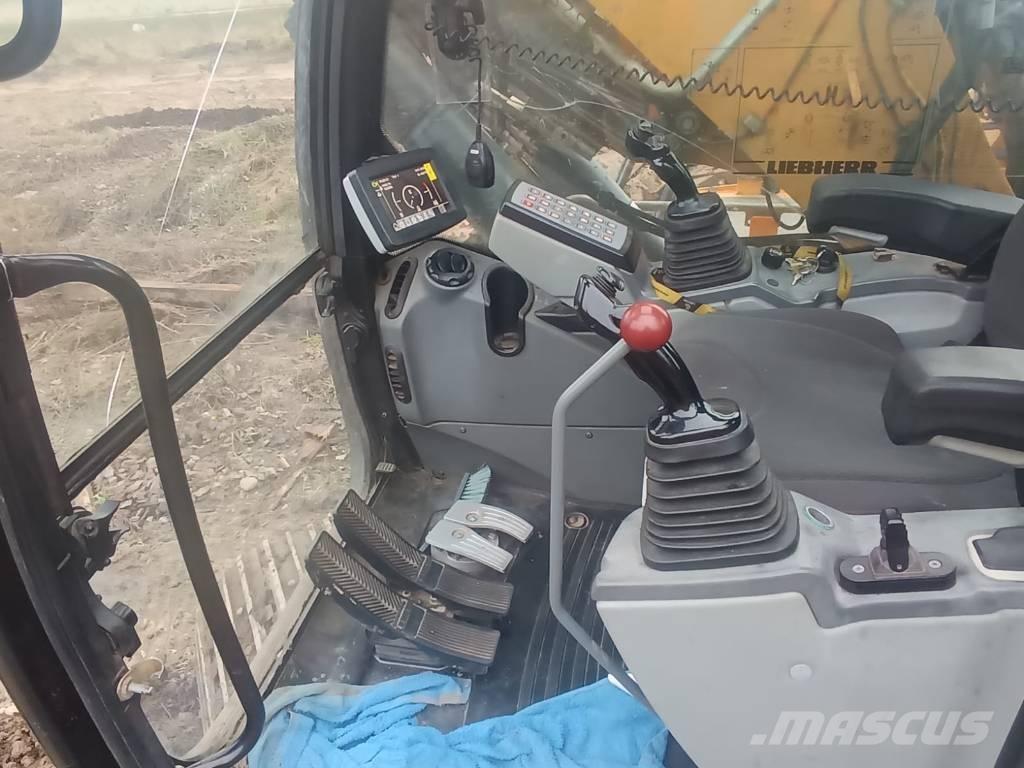 Liebherr R 918 NLC Gravemaskiner på larvebånd