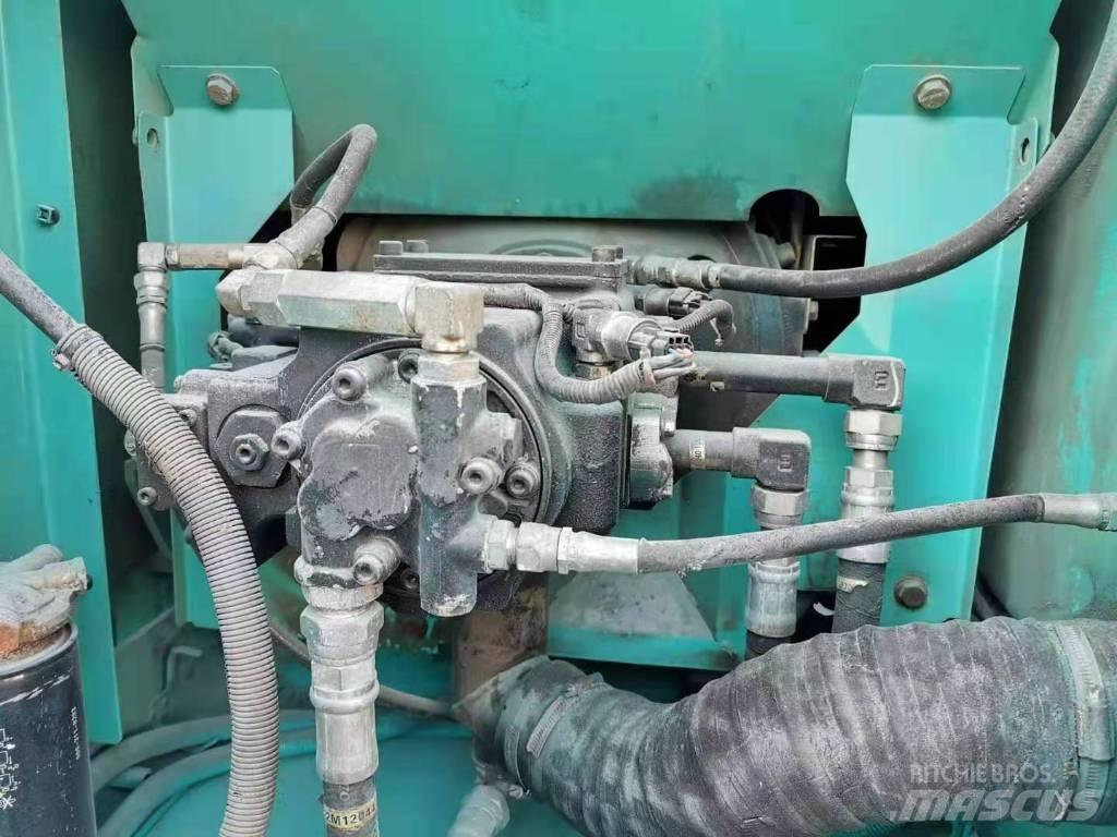 Kobelco SK 140/ Gravemaskiner på larvebånd