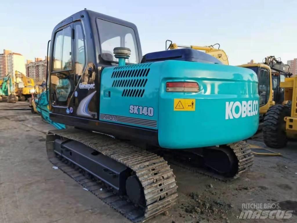 Kobelco SK 140/ Gravemaskiner på larvebånd