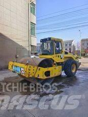 BW 220D-40 Enkelt tromle